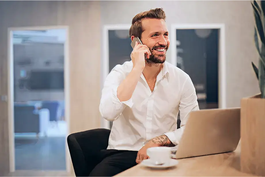 Business professional working remotely under Thailand SMART Visa